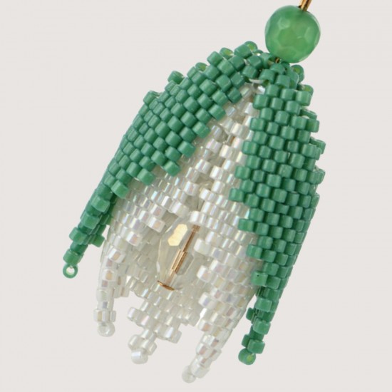 Artisanal beaded earrings "White tulip" from "Tulip Bloom" collection Artisanal beaded earrings "White tulip" from "Tulip Bloom" collection